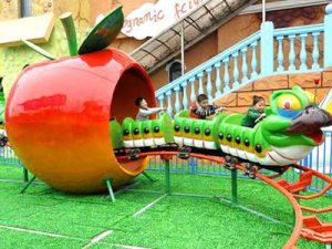 fruit-worm-mini-roller-coaster